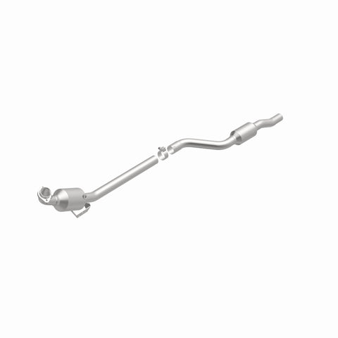 MagnaFlow Conv Direct Fit 10-12 Mercedes-Benz GLK350 V6 3.5 OEM Underbody - 21-440