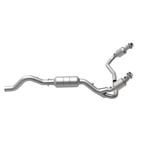 MagnaFlow Conv DF 00-03 Durango 4WD 5.9L - 458050