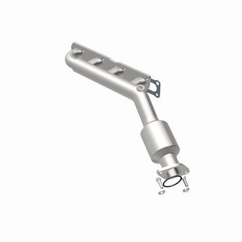 MagnaFlow Direct-Fit California Manifold Catalytic Converter 04-06 Nissan Titan 5.6L V8 - 4451500