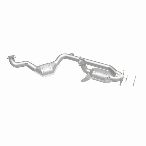 MagnaFlow Conv DF 95-97 Continental 4.6 front - 93233