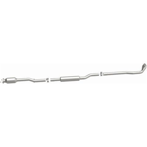 MagnaFlow 14-18 Mitsubishi Outlander Underbody 2.4L AWD Direct Fit Catalytic Converter - 280651