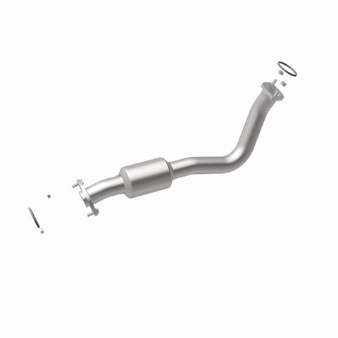 MagnaFlow Direct Fit Catalytic Converter 13-15 RAV4 2.5 Underbody - 52543