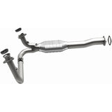 MagnaFlow Direct Fit Catalytic Converter California Grade 96-99 GM K/C 1500/2500 5.0L V8/4.3L V6 - 4451457