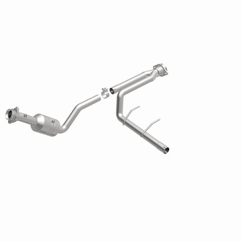 MagnaFlow Direct Fit Catalytic Converter 2011-2014 F-150 3.7L Underbody - 52156
