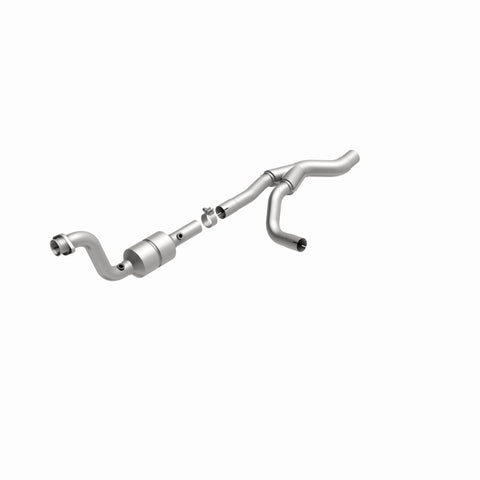 MagnaFlow Direct Fit Catalytic Converter 04-06 Dodge Durango 5.7L Passenger Side - 49499