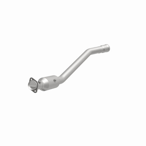 MagnaFlow Direct Fit Catalytic Converter 13-14 Mercedes-Benz GL450 V8 4.6 OEM Underbody - 21-486