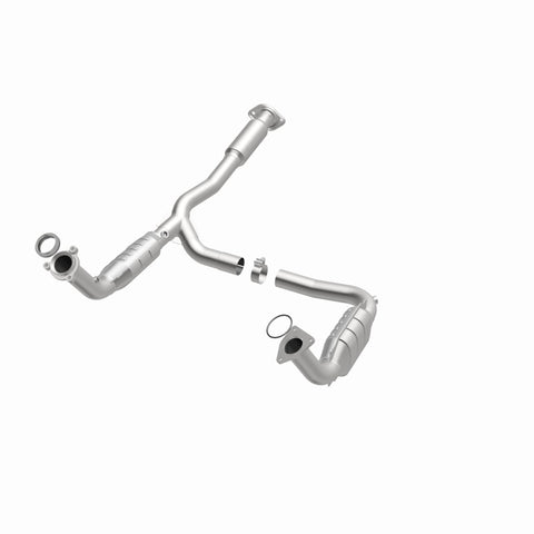 MagnaFlow Direct Fit Catalytic Converter 05-06 GMC Envoy XL Denali - 49886