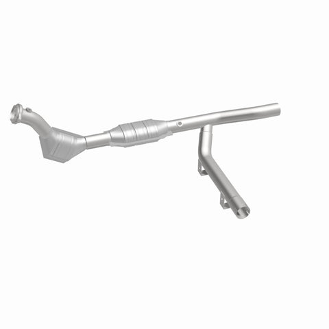 MagnaFlow Direct Fit Catalytic Converter 97-98 Ford Expedition 4.6 - 93130