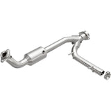 MagnaFlow Direct Fit Catalytic Converter 05-06 Lincoln Navigator 5.4L w/ 3in Main Piping - 52508