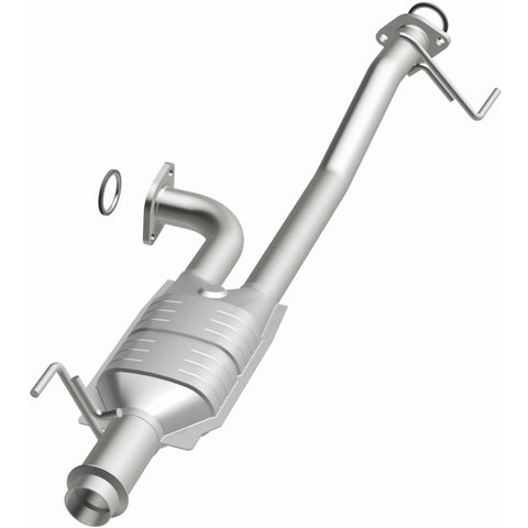 Magnaflow Conv DF 00-04 Toyota Tundra 4.7L Rear (49 State) - 24168