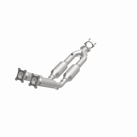 MagnaFlow Direct Fit Catalytic Converter 99-01 Volvo S80 2.8L - 24156