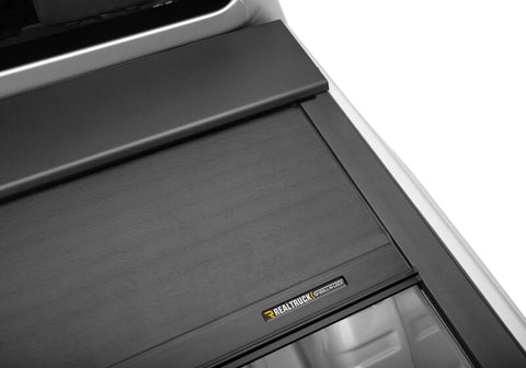 Roll-N-Lock 2022 Nissan Frontier Crew Cab (58.6in. Bed) M-Series Retractable Tonneau Cover - LG845M