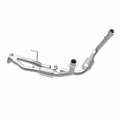 MagnaFlow Direct Fit Catalytic Converter 05-06 Jeep Grand Cherokee 3.7L Y-Pipe Assembly - 49687