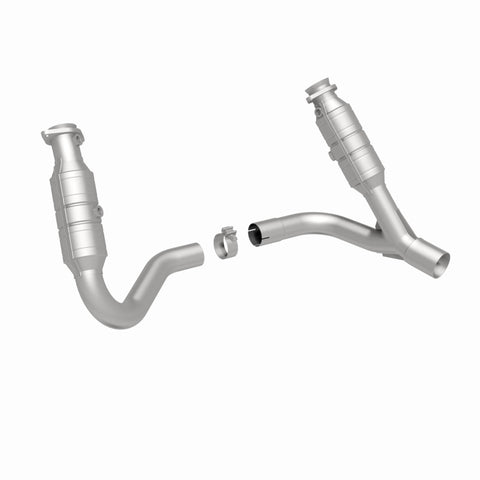 MagnaFlow Conv DF 2008 Chrysler Aspen 4.7L/Dodge Durango 4.7L 2WD - 49638