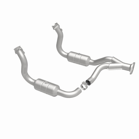 MagnaFlow DF Cat Conv 08-10 Ford F-250/F-250 SD/F-350/F-350 SD 5.4L/6.8L/F-450 SD 6.8L Y-Pipe Assy - 51760