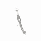 MagnaFlow Direct Fit Catalytic Converter OEM 2001-2004 Toyota Sequoia Underbody - 4551061