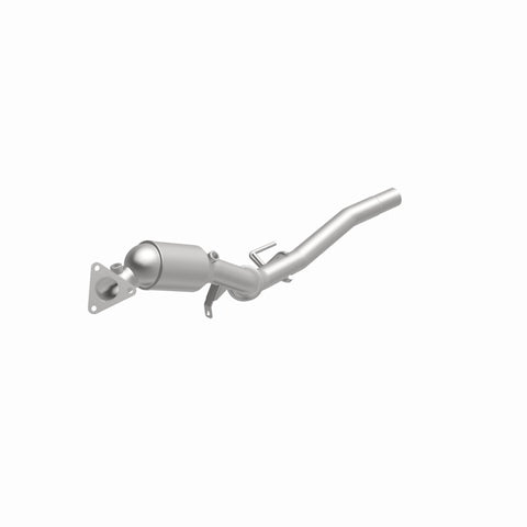 MagnaFlow Direct Fit Catalytic Converter 11-15 Volkswagen Touareg V6 3.6 OEM Underbody - 52411