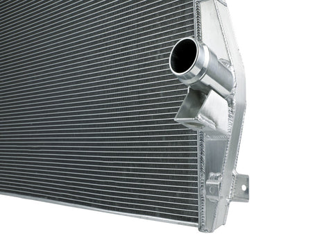 aFe 11-16 Ford F250/F350 Super Duty Power-Stroke V8 6.7L (td) BladeRunner Street Series Radiator - 46-52131