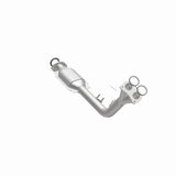 MagnaFlow Direct Fit Catalytic Converter 96-00 Toyota 4 Runner 2.7 - 24286