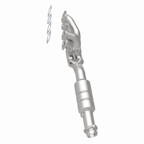 MagnaFlow Direct Fit Catalytic Converter 02-03 BMW 745i 4.4L - 24194