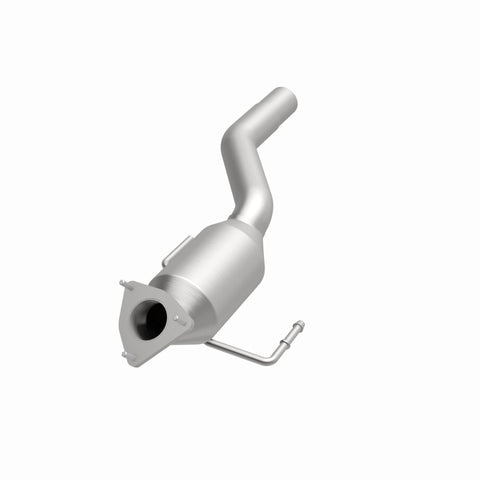 MagnaFlow Direct Fit Catalytic Converter 04-07 VW Touareg 4.2L Driver Side - 51154