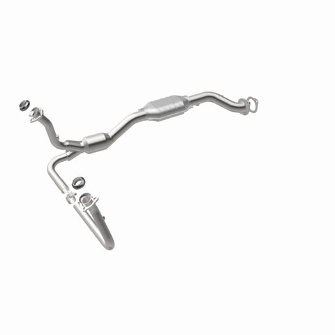 MagnaFlow Direct Fit Catalytic Converter 01-05 Chevy Blazer 4.3L 4WD - 49897