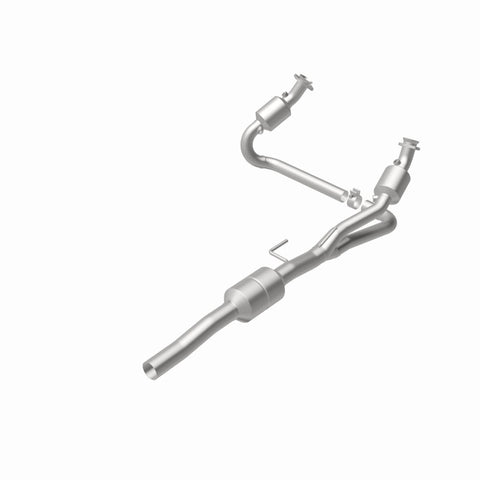 MagnaFlow Direct Fit Catalytic Converter 02-03 Dodge Durango - 458048