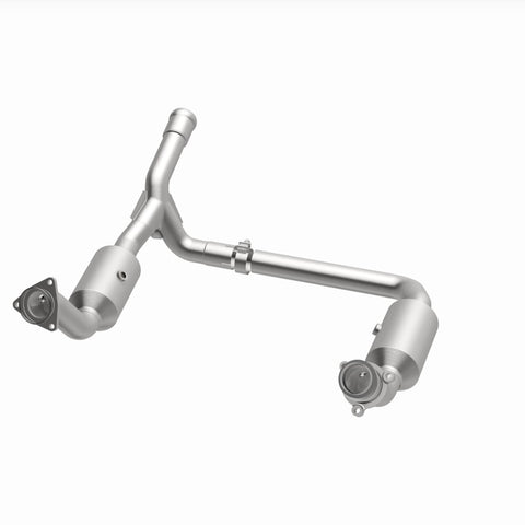 MagnaFlow 19-20 GMC Sierra 1500 Single Underbody 4.3L/5.3L Direct Fit Catalytic Converter - 280656