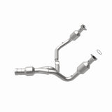 MagnaFlow Direct Fit Catalytic Converter 2015 GMC Yukon XL V8 6.2L - 52617