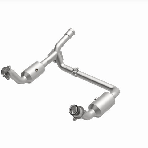 MagnaFlow 19-20 GMC Sierra 1500 Single Underbody 4.3L/5.3L Direct Fit Catalytic Converter - 280656