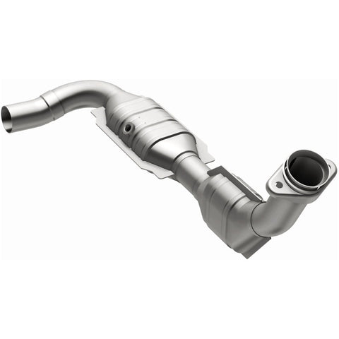 MagnaFlow Direct Fit Catalytic Converter 99-00 Ford F-150 4.6L - 447135