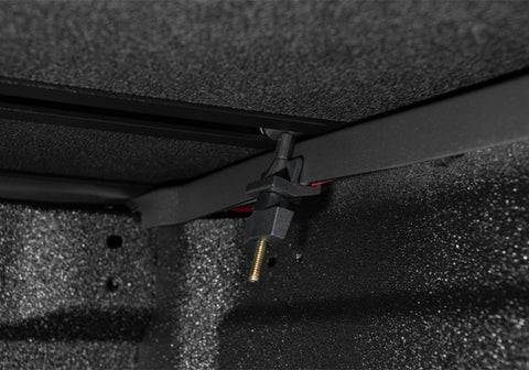 Extang 2020 Jeep Gladiator (JT) (w/Rail System) Solid Fold 2.0 - 83896