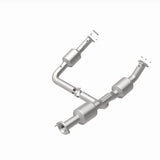 MagnaFlow 18-20 Chevrolet Express 2500 Single Underbody 4.3L Direct Fit Catalytic Converter - 280210