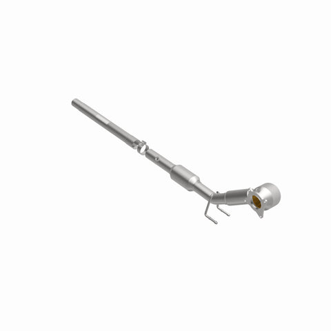 MagnaFlow 12-23 Volkswagen Beetle L4 2.0L OEM Underbody Direct-Fit Catalytic Converter - 52281