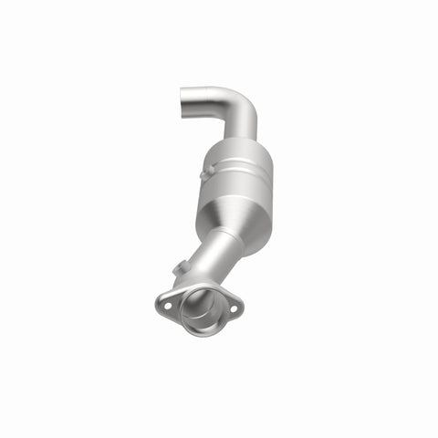 MagnaFlow Direct Fit Catalytic Converter 2009-2010 F-150 4.6 L Underbody - 52296