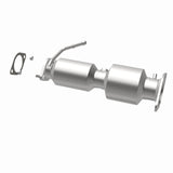 MagnaFlow Direct Fit Catalytic Converter 13-15 Hyundai Veloster 1.6L Underbody - 52855