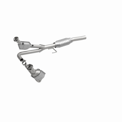 MagnaFlow Direct Fit Catalytic Converter 00-03 Dodge Dakota 3.9L - 447255