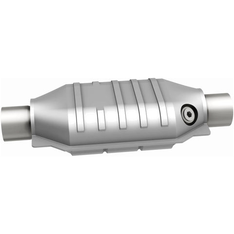 MagnaFlow Universal Catalytic Converter 2 W/O2 Boss - 94234