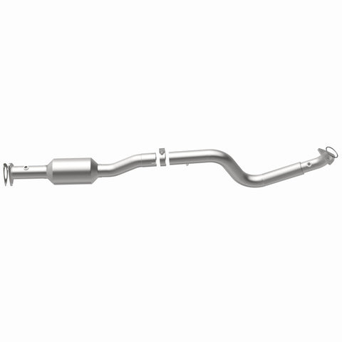 MagnaFlow 2009 Chevrolet Express 4500 V8 6.0L Right Underbody Catalytic Converter - 280428