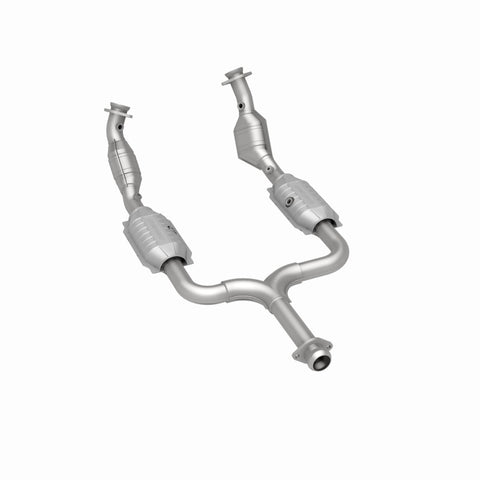 MagnaFlow Direct Fit Catalytic Converter 2003 Ford Mustang 3.8L - 441345