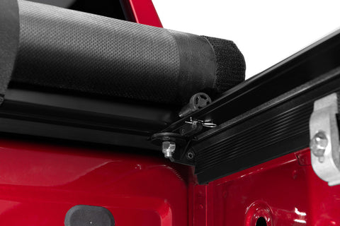 Lund 99-07 Ford F250/F350/F450 Super Duty (8ft bed) Genesis Roll Up Tonneau Cover - Black - 960253