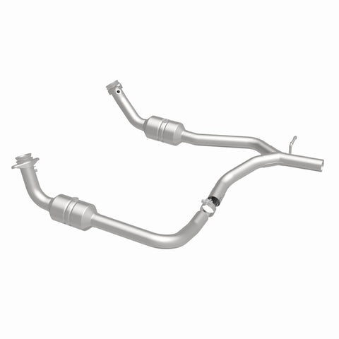 MagnaFlow Direct Fit Catalytic Converter 2009-2014 E-150 4.6 L Underbody - 52153