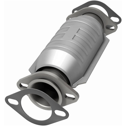 MagnaFlow 90-94 Nissan D21 2.4L / 88-89 Toyota Van 2.2L Direct Fit Catalytic Conv California Grade - 3391767