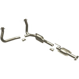 MagnaFlow Direct Fit Catalytic Converter 96-97 Ford Aerostar 4.0L - 93326
