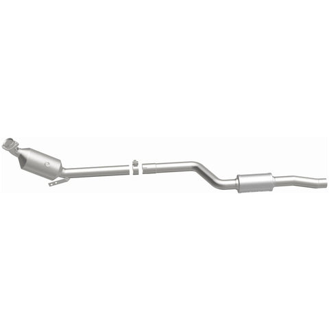 MagnaFlow 11-12 Mercedes-Benz C300 3.0L OEM Grade Direct Fit Catalytic Converter - 21-498