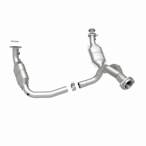 MagnaFlow Conv DF 07-08 Escalade 6.2 Driver Side OEM - 49631