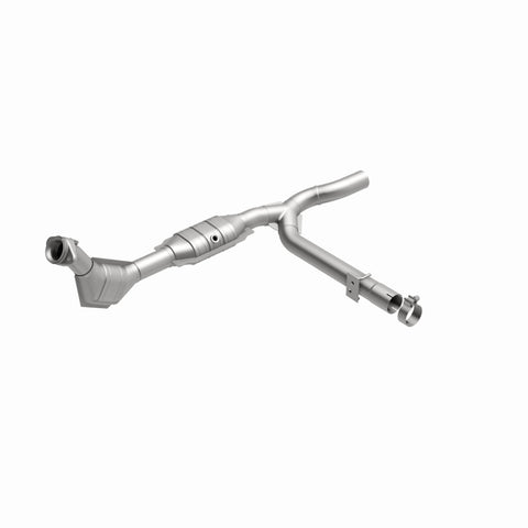MagnaFlow Conv DF 99-00 Ford F-150 4.6L - 447136