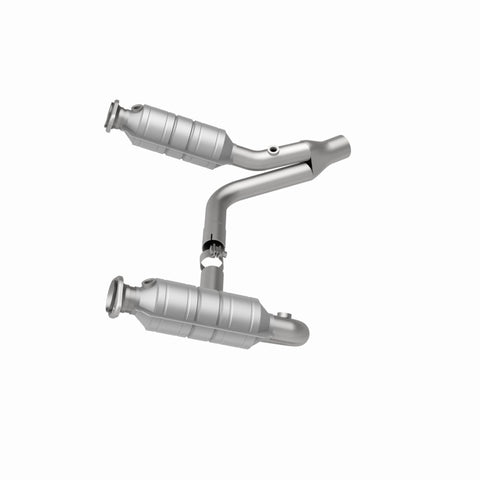 MagnaFlow Direct Fit Catalytic Converter RAIDER- 2006 8 4.7L OEM - 49463