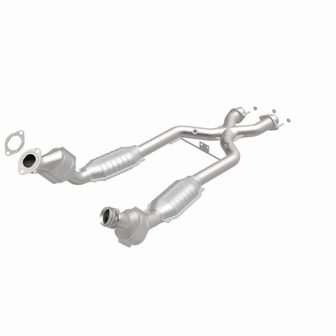 MagnaFlow Direct Fit Catalytic Converter 96-98 Ford Mustang 4.6L - 23163