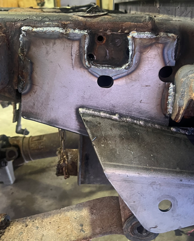 Rust Buster 2004-2008 Ford F-150 Center Rear Frame Section with ward Leaf Spring Mount - Right - RB7071R